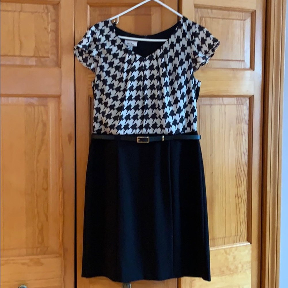 Super cute everyday dress!